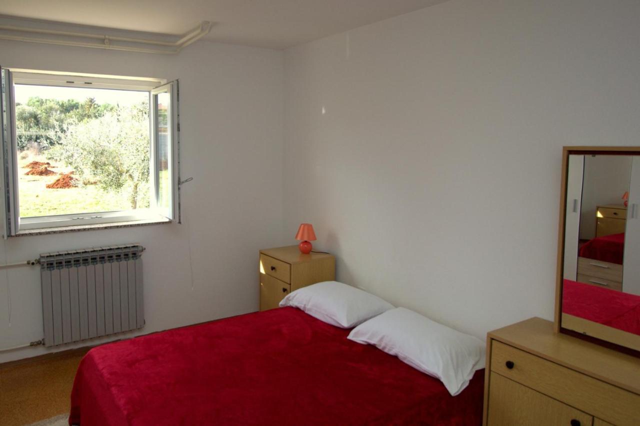 Apartmani Loli Ugljan Exterior photo